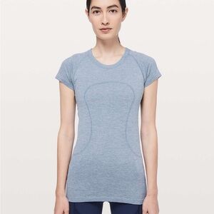 lululemon athletica Heathered Blue Short Sleeve swiftly tech Tee
